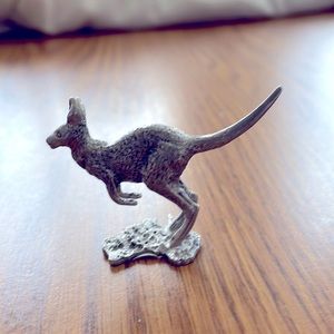 Pewter kangaroo from Australian Buckingham pewter company.